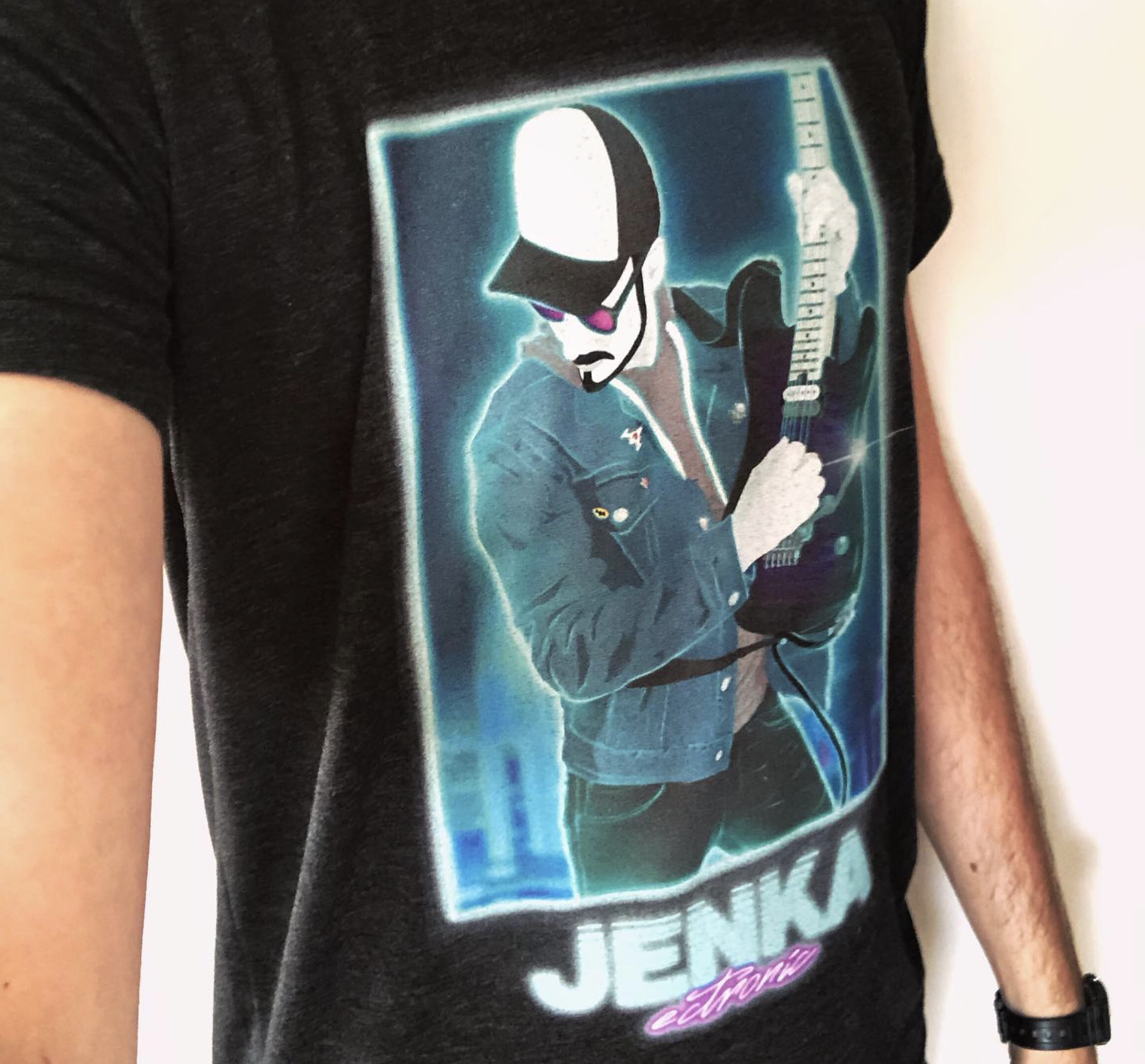 Ectronic gallery image 3